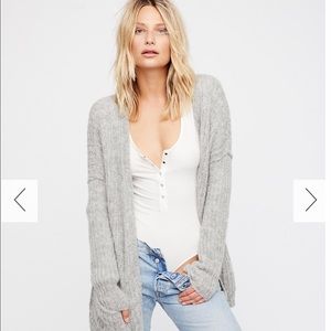 Free People Weekend Getaway Cardi!